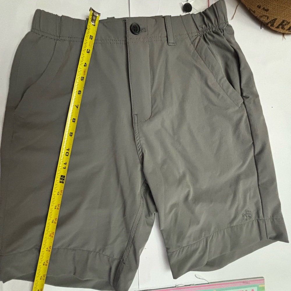‎ brooks brothers grey shorts elastic belt loop golf sport sze 30 9” seam chino